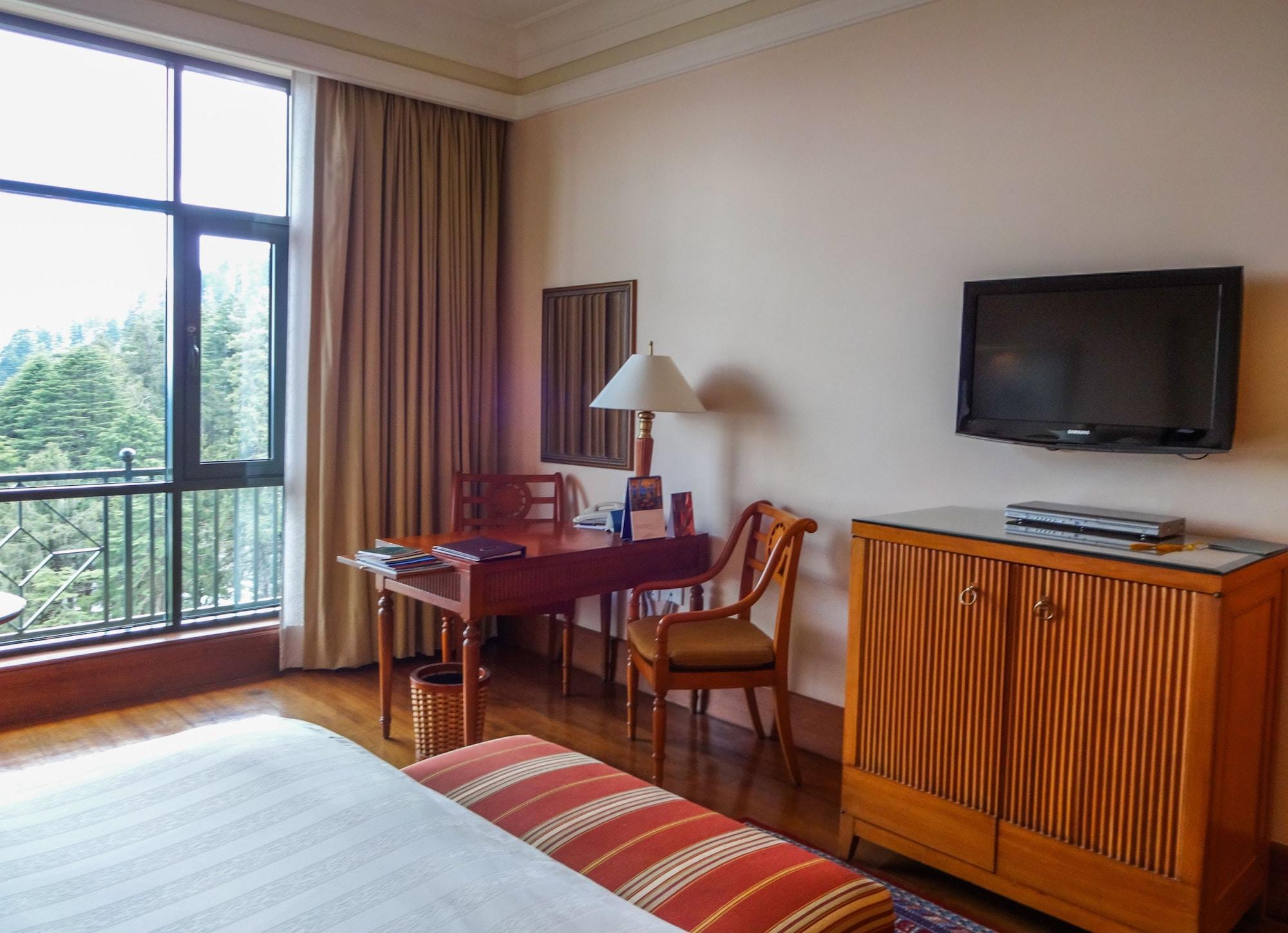 Wildflower Hall, An Oberoi Resort, Shimla Eksteriør billede