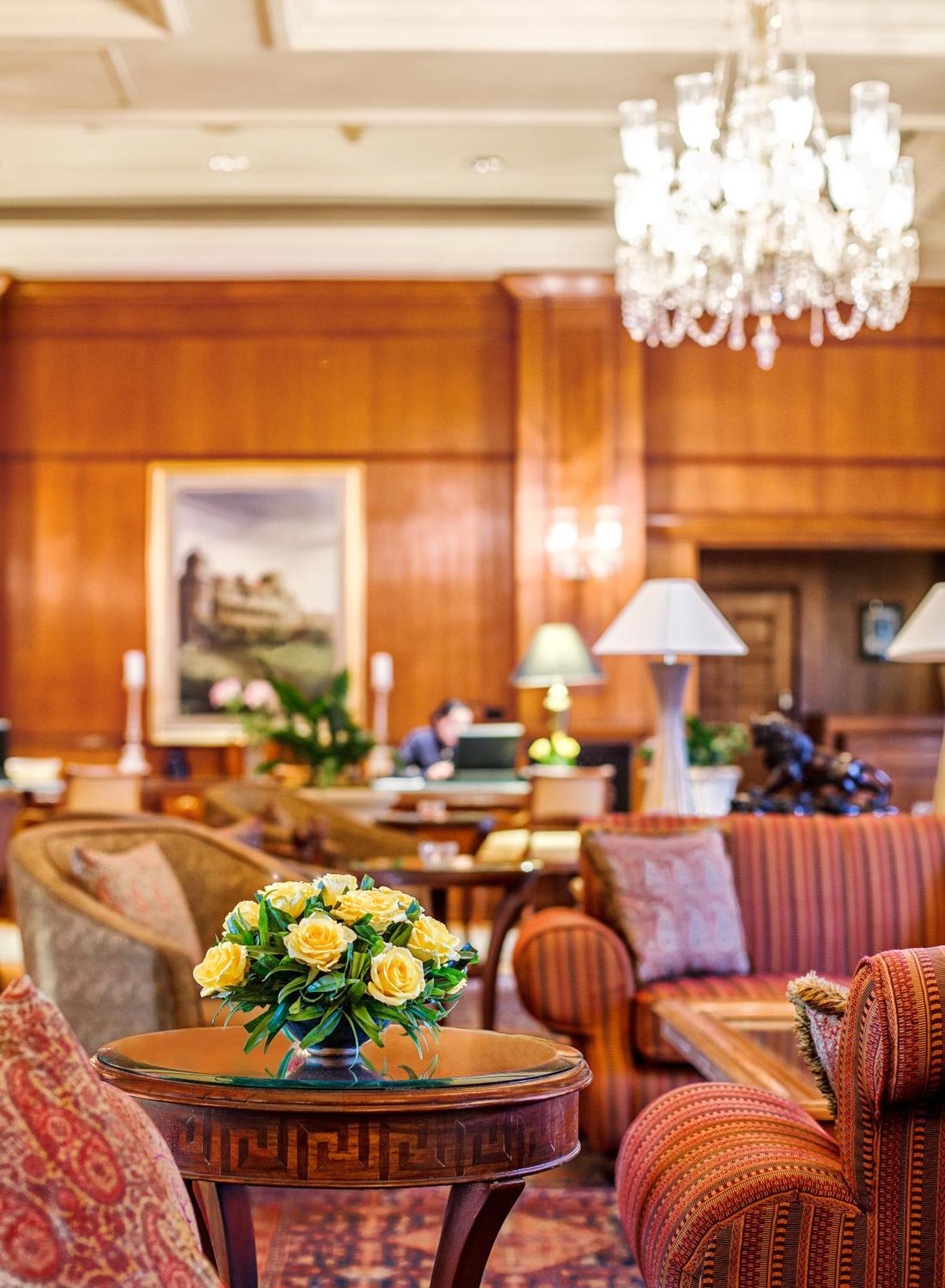 Wildflower Hall, An Oberoi Resort, Shimla Eksteriør billede