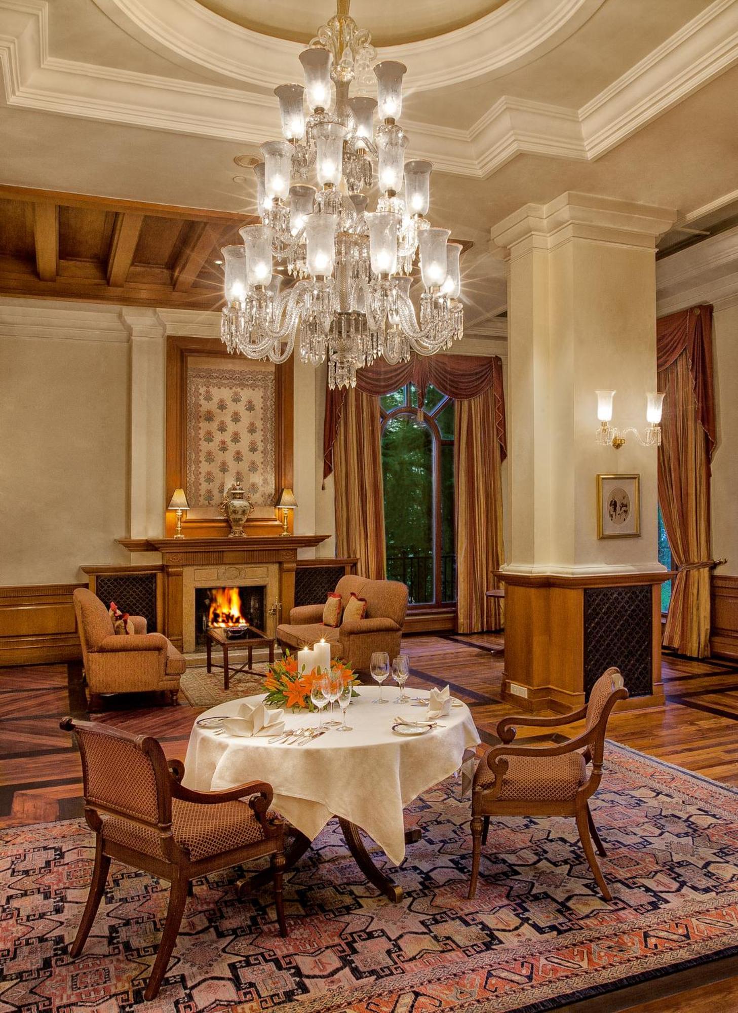 Wildflower Hall, An Oberoi Resort, Shimla Eksteriør billede